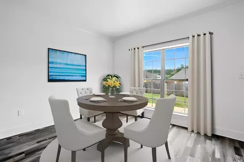 Dining - 11 W Spruce, Sumrall, MS 39482 photo 1 of 1