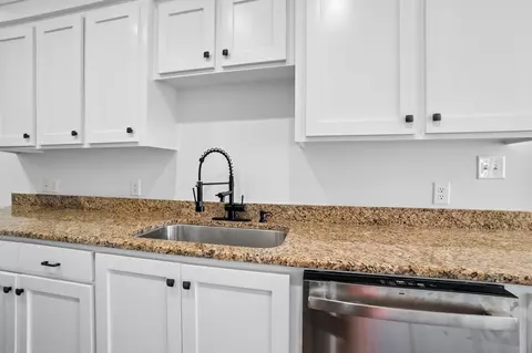 Kitchen - 11 W Spruce, Sumrall, MS 39482 photo 2 of 2
