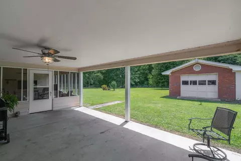36 Greenbriar Ln, Laurel, MS 39443 photo 38