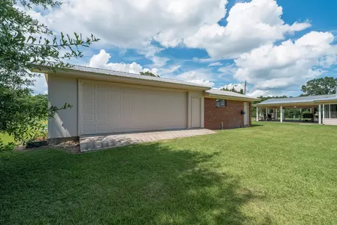 36 Greenbriar Ln, Laurel, MS 39443 photo 40
