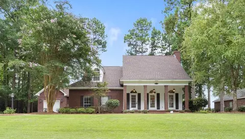 79 Timberton Dr, Hattiesburg, MS 39401