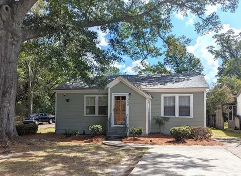 300 S 16th Ave, Hattiesburg, MS 39401