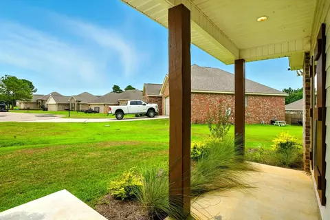 21 Charbonneau, Sumrall, MS 39482 photo 4