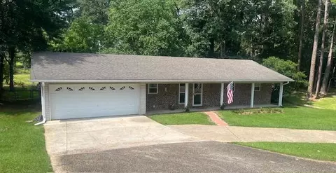 903 Tower Dr, Laurel, MS 39440 photo 1