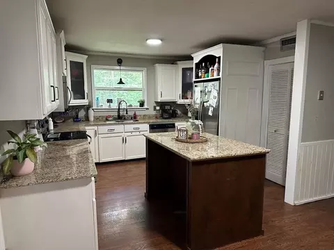 Kitchen - 128 Beaver Dam Rd, Lucedale, MS 39452 photo 1 of 3