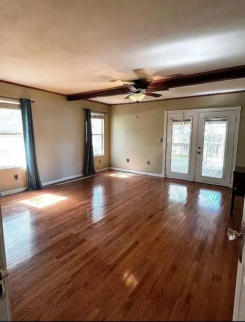 Living - 128 Beaver Dam Rd, Lucedale, MS 39452 photo 3 of 3