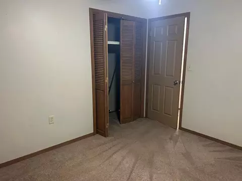 Bedroom - 132 County Barn Rd, Laurel, MS 39443 photo 2 of 5