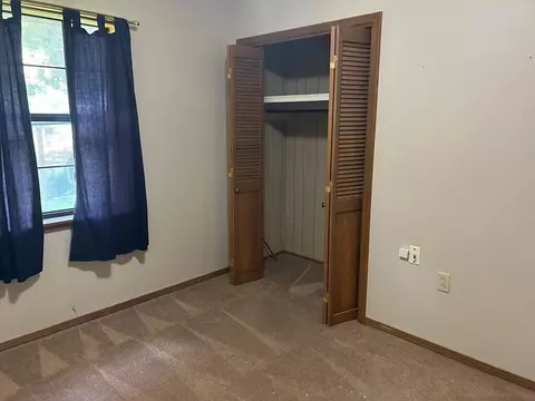 Bedroom - 132 County Barn Rd, Laurel, MS 39443 photo 5 of 5