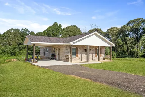 104 Bryant Ridge Ln, Mount Olive, MS 39119