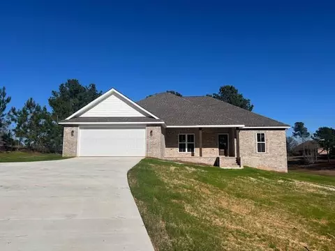 22 Joan Dr, Ellisville, MS 39437