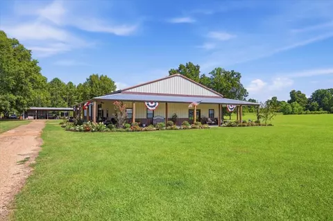 Exterior - 120 Anse Reed Rd, Magee, MS 39111 photo 3 of 14