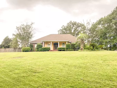 23 Le Grande, Hattiesburg, MS 39402