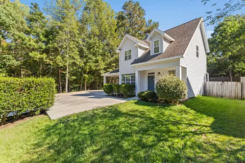 378 Buccaneer Dr, Hattiesburg, MS 39402