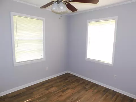 Bedroom - 204 Yawn St, Collins, MS 39428 photo 2 of 2