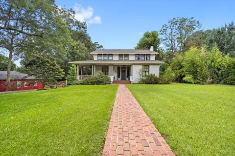 1622 N 5th Ave, Laurel, MS 39440