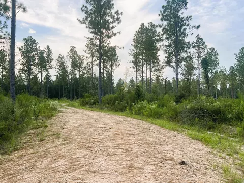 3 Lawler Road, Lumberton, MS 39455