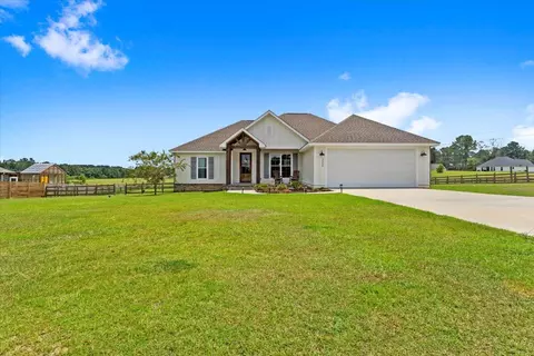 1566 Oloh, Sumrall, MS 39482 photo 2