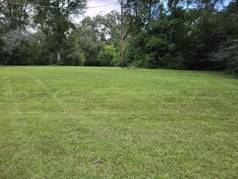 Exterior - 3011 Wansley Rd, Laurel, MS 39443 photo 3 of 3