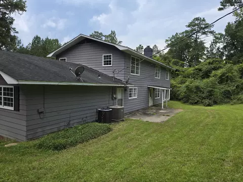 Exterior - 3011 Wansley Rd, Laurel, MS 39443 photo 2 of 3