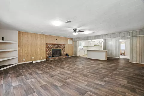 Living - 862 864 Ms-15, Stringer, MS 39481 photo 1 of 3