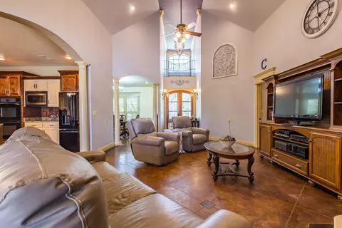Living - 54 Ball Ln, Sumrall, MS 39482 photo 1 of 2