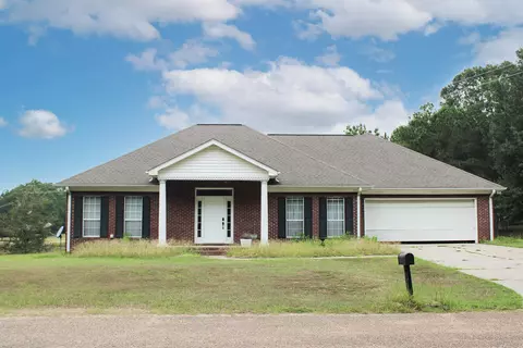 22 Colton Dr, Purvis, MS 39475