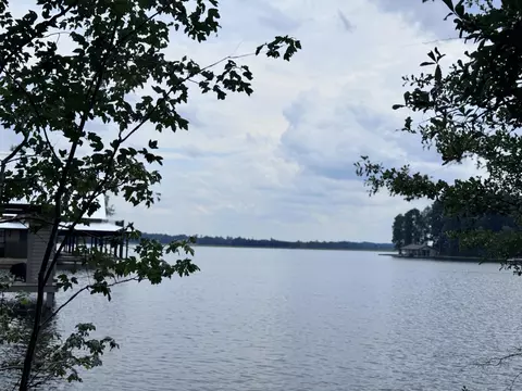 208 Ella Pt, Lumberton, MS 39455