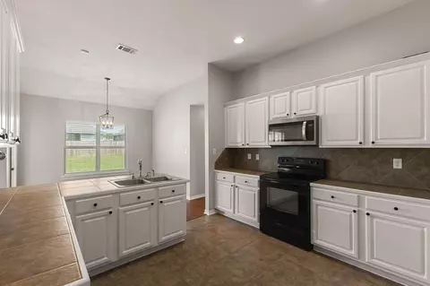Kitchen - 14 W Spruce, Sumrall, MS 39482 photo 2 of 3