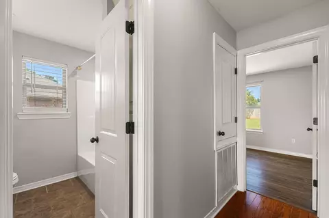 Entry Way - 14 W Spruce, Sumrall, MS 39482 photo 1 of 1