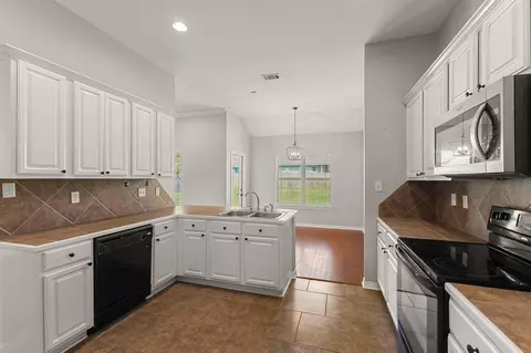 Kitchen - 14 W Spruce, Sumrall, MS 39482 photo 1 of 3