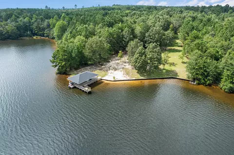 920 Sodie Cameron Rd, Lumberton, MS 39455