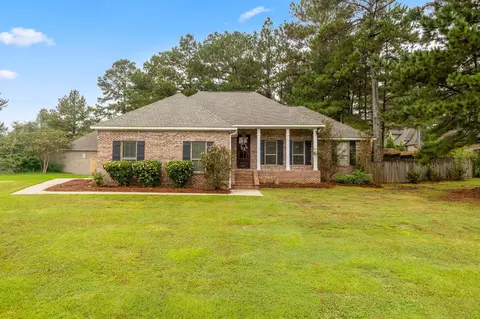 36 S Bridle Bnd, Hattiesburg, MS 39402