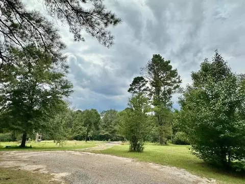 83 Lingle Rd, Columbia, MS 39429