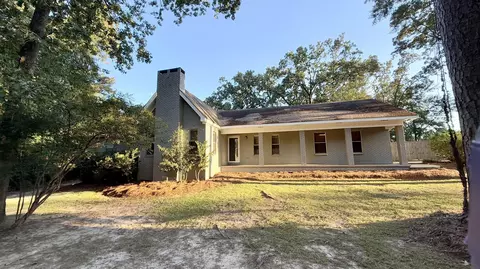 2910 Magnolia Pl, Hattiesburg, MS 39402