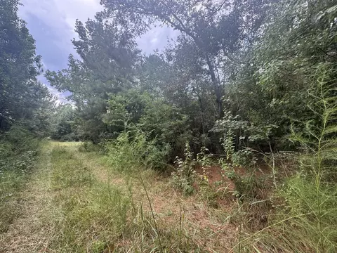 2222 Alice Dr, Hattiesburg, MS 39402