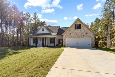 149 Ashwood Ln, Mendenhall, MS 39114
