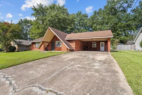 3035 Mesa, Hattiesburg, MS 39402