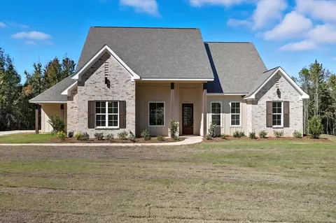 Exterior - 204 A D Mclendon Rd, Mendenhall, MS 39114 photo 2 of 16