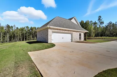 Exterior - 204 A D Mclendon Rd, Mendenhall, MS 39114 photo 9 of 16