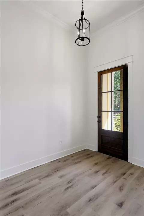 Entry Way - 204 A D Mclendon Rd, Mendenhall, MS 39114 photo 1 of 3