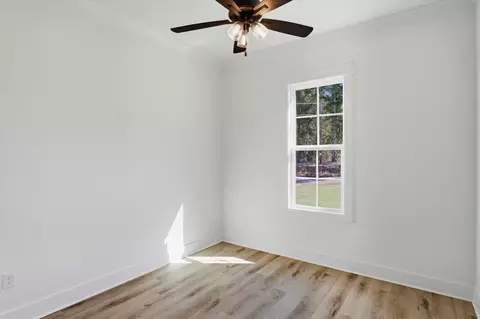 Bedroom - 204 A D Mclendon Rd, Mendenhall, MS 39114 photo 2 of 3