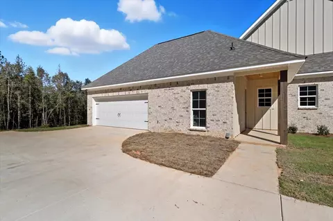 Exterior - 204 A D Mclendon Rd, Mendenhall, MS 39114 photo 6 of 16