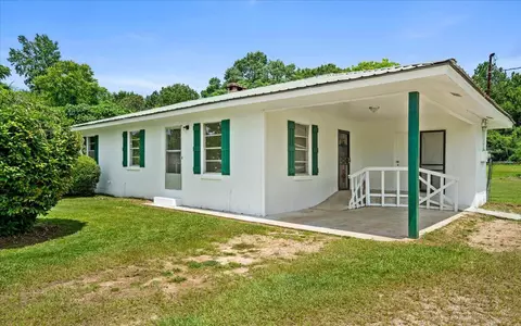 1511 Dogwood Dr, Waynesboro, MS 39367