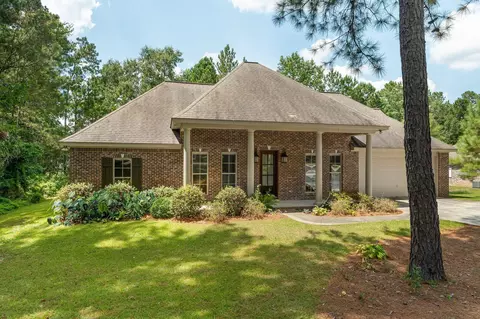 21 Waverly Cir, Hattiesburg, MS 39402