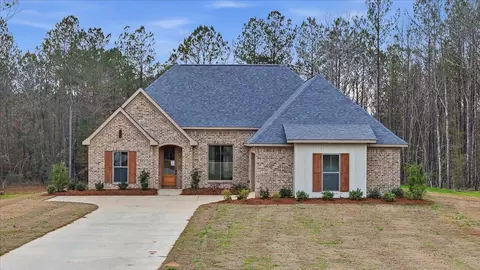 143 Ashwood Ln, Mendenhall, MS 39114