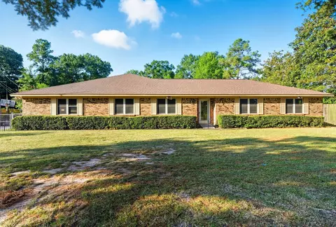 101 Greenwood Dr, Hattiesburg, MS 39402