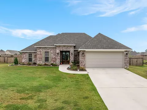 19 Steerforth Dr, Hattiesburg, MS 39402