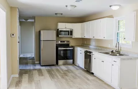 Kitchen - 3381 Smith County Rd 79, Mize, MS 39116 photo 1 of 1