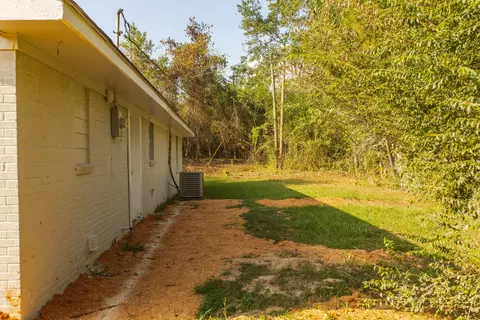 Exterior - 3381 Smith County Rd 79, Mize, MS 39116 photo 4 of 4