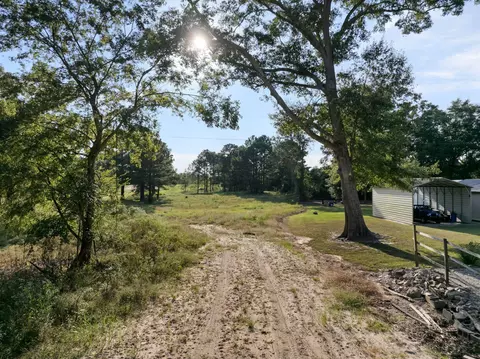 653 Leeville Rd, Petal, MS 39465 photo 2